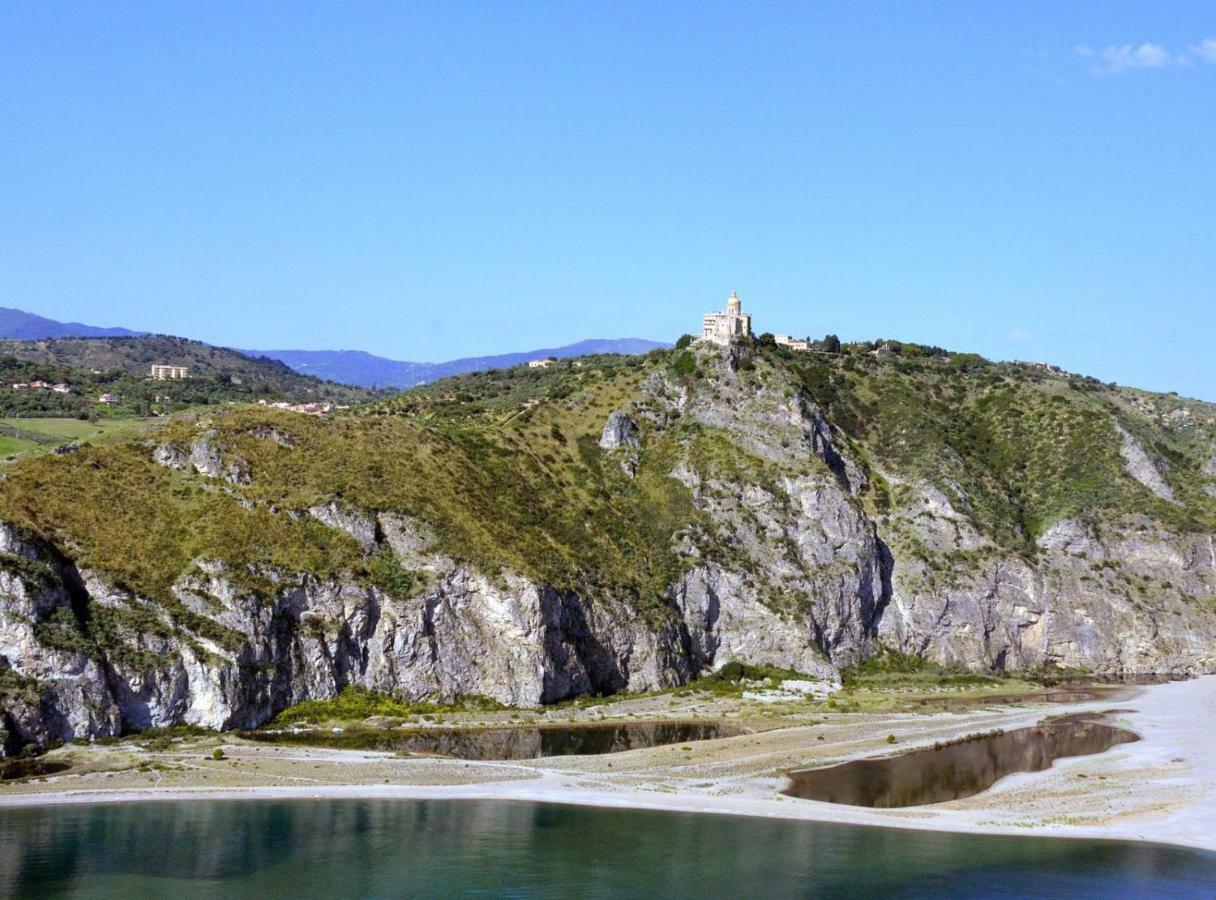 Marinello Camping & Touristic Village Oliveri Buitenkant foto